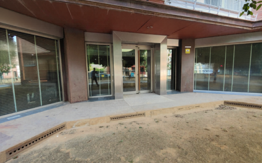 Local en alquiler en Sevilla – Ref. 26032