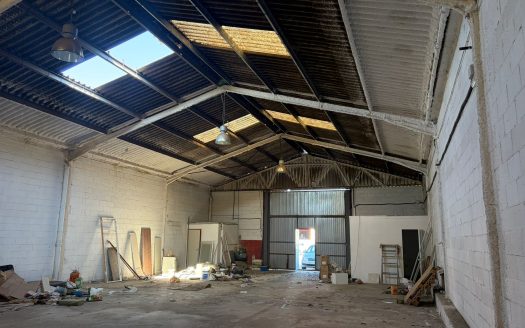 Nave industrial en venta en La Red Seis – Ref. 26034