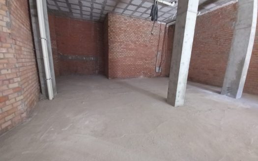 Local comercial en bruto de 150 m² en alquiler en Jerez de la Frontera – Ref. 26068